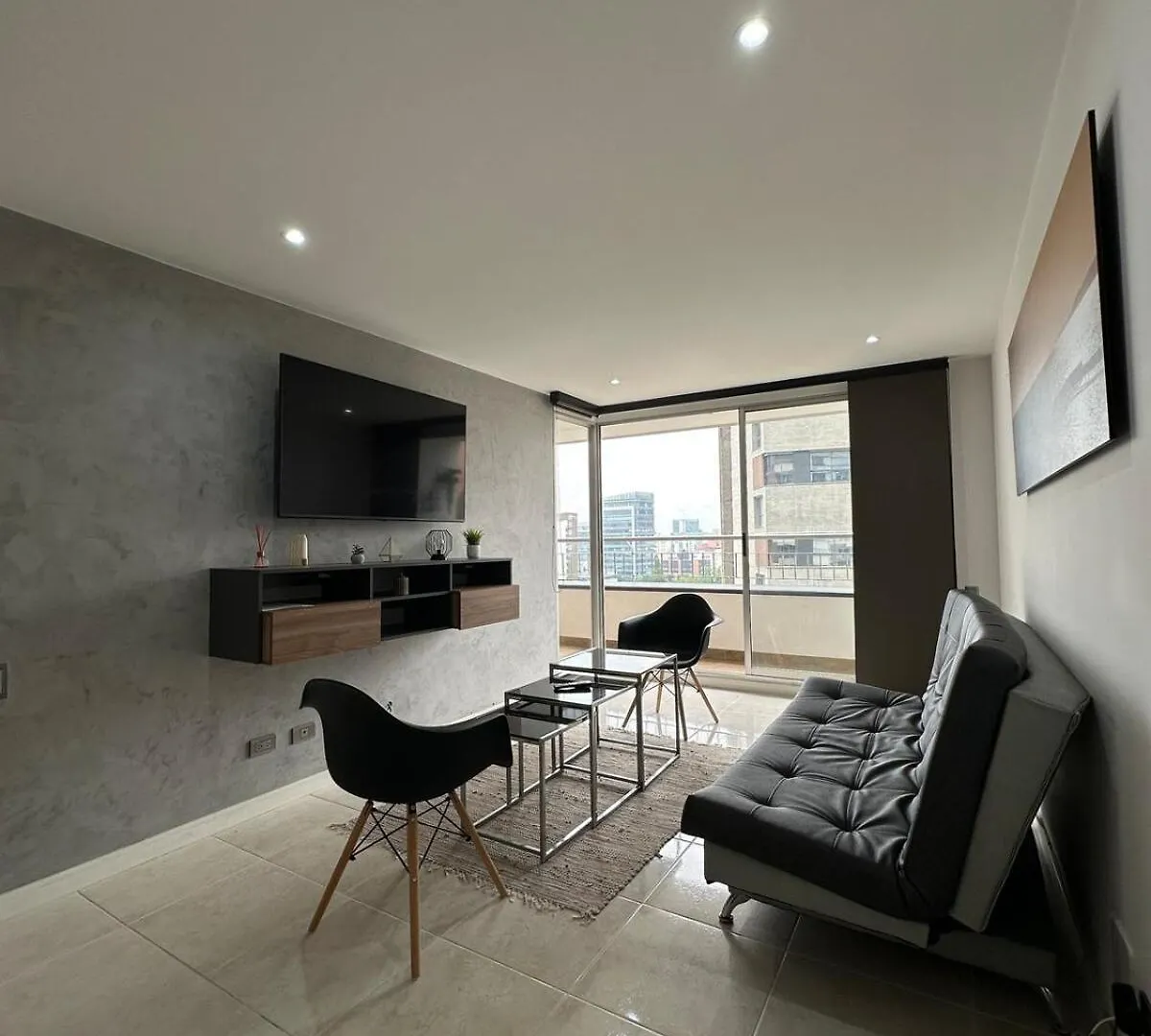 Apartamento En El Poblado Junto Al Cc Santa Fe Medellín