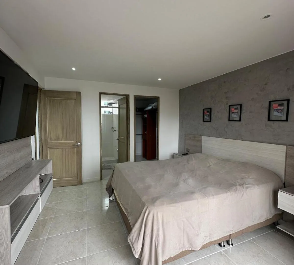 Apartment Apartamento En El Poblado Junto Al Cc Santa Fe Medellin