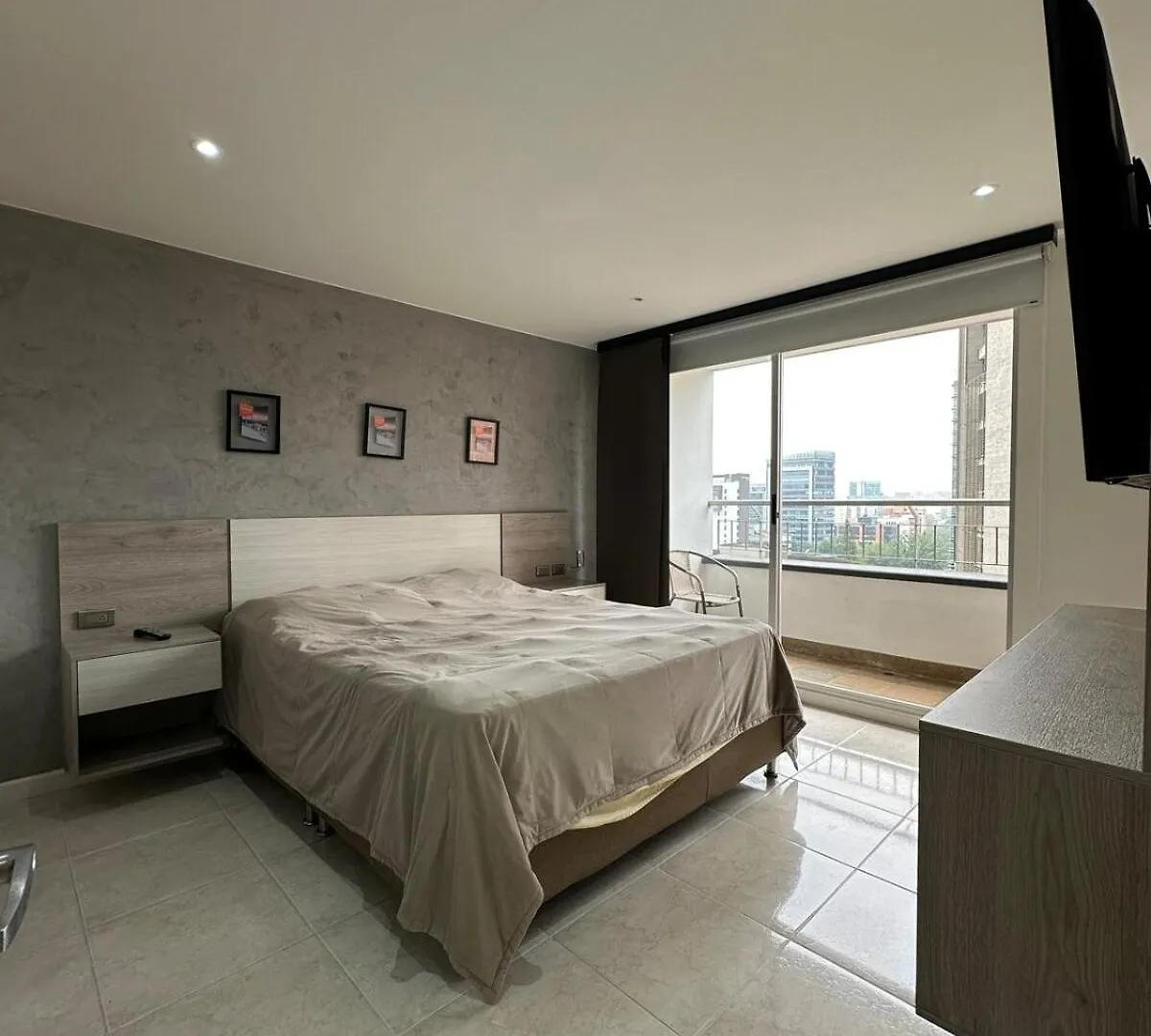 Apartamento En El Poblado Junto Al Cc Santa Fe Medellin Apartment